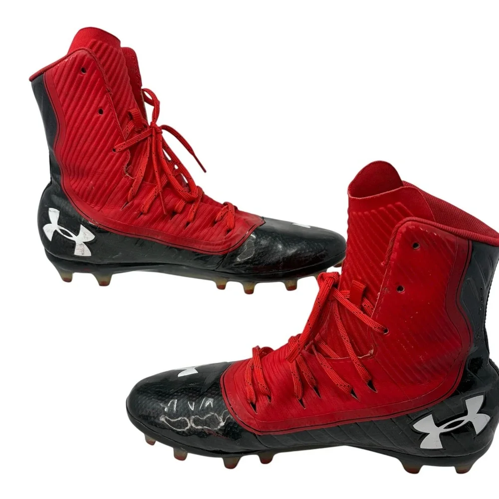 Under Armour take field